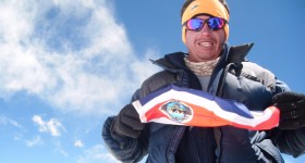 Warner Rojas Chinchilla è arrivato in cima all'Everest